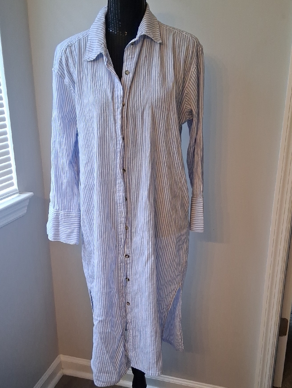 H&M Light Blue and White Striped Long-Sleeve Shirt Dress